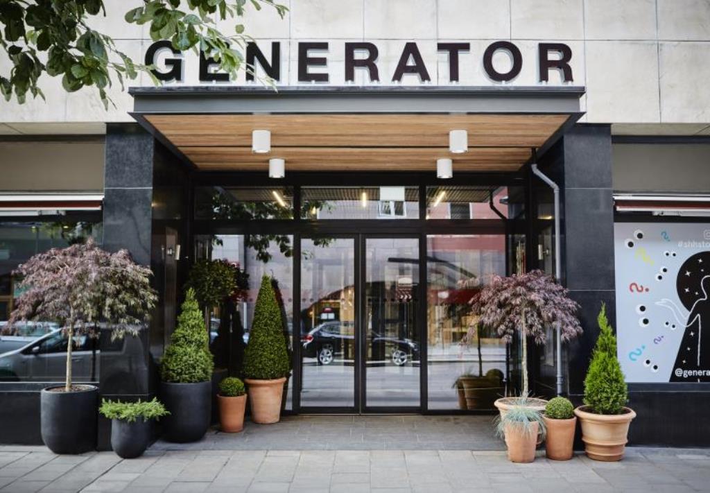 1246858_16070719460044499330