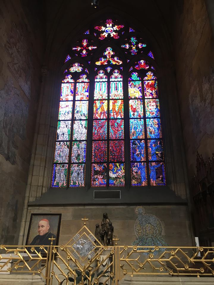 42622670_541630963278894_825429041401036800_n